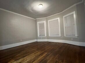 7428 Dunedin St, Unit 1 in Detroit, MI - Building Photo - Building Photo