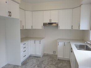 19 Tooker Dr in Brantford, ON - Building Photo - Building Photo