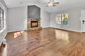4454 Creek Ford Trace in Duluth, GA - Foto de edificio - Building Photo