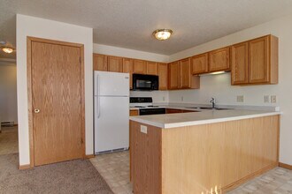 3018 Timber Ter, Unit 2 in Menomonie, WI - Building Photo - Building Photo
