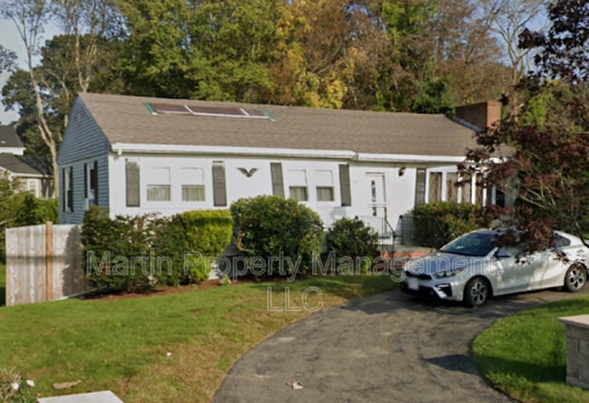 property at 124 Cambridge St