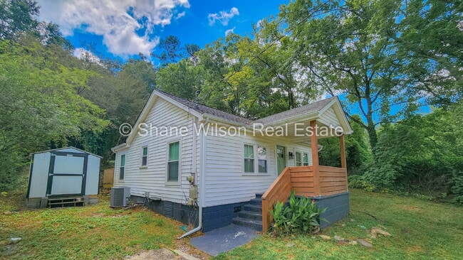 2606 Banks Rd in Chattanooga, TN - Building Photo - Building Photo
