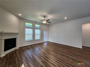 1647 Stone House in New Braunfels, TX - Building Photo - Building Photo