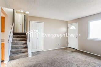 5427 Carbondale Dr in Columbus, OH - Building Photo - Building Photo