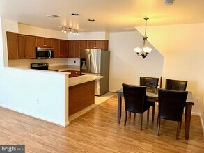 5006 Croydon Terrace in Frederick, MD - Building Photo - Building Photo