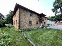 321 Palomino Ln, Unit 2S in Madison, WI - Foto de edificio - Building Photo