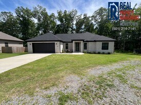 25 Emma Dr in Alexander, AR - Building Photo