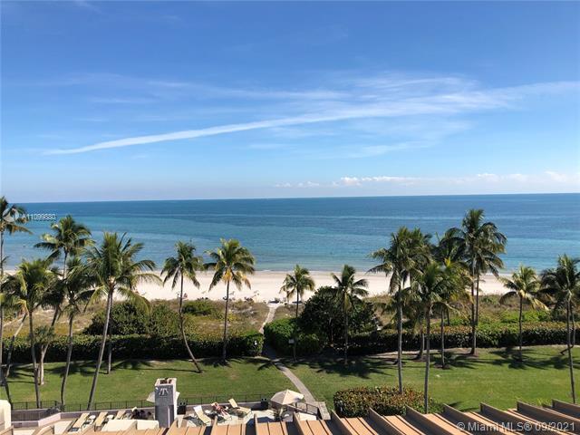 201 Crandon Blvd, Unit 402 in Key Biscayne, FL - Foto de edificio - Building Photo