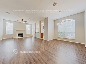 7703 Kittery Ln in Arlington, TX - Foto de edificio - Building Photo