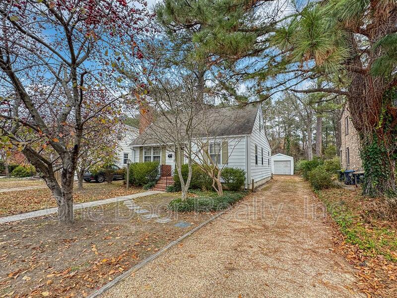 1001 Lafayette St in Williamsburg, VA - Building Photo