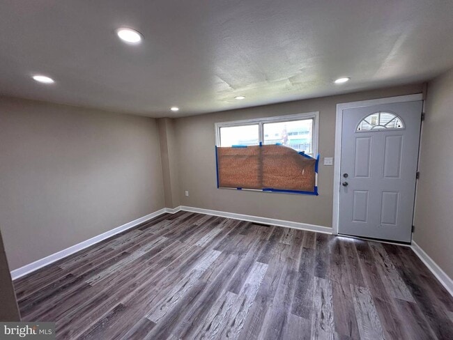 8039 Gough St in Baltimore, MD - Building Photo - Building Photo