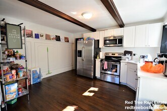 74 Manet Rd in Newton, MA - Building Photo - Building Photo