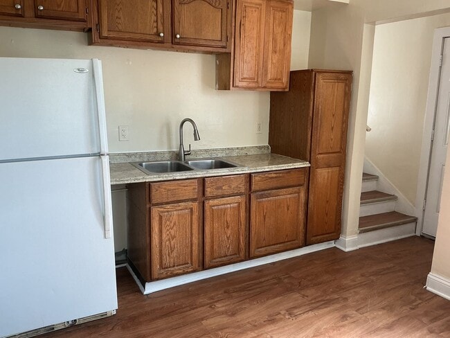 property at 1904 S 7th St
