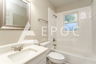 3307 Amos Dr in Greensboro, NC - Building Photo - Building Photo