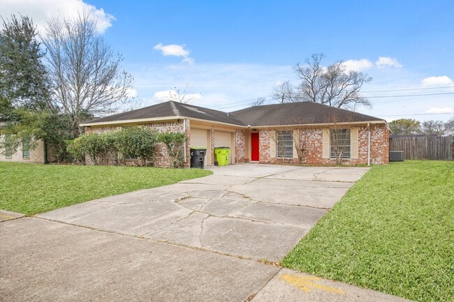 property at 2402 Hilton Head Dr