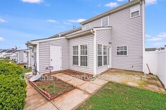4901 Sunburst Ln in Charlotte, NC - Building Photo - Building Photo