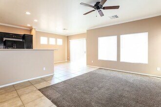 1009 Sunny Acres Ave in North Las Vegas, NV - Building Photo - Building Photo