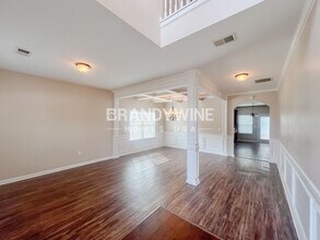 355 Mary Dr, Unit 5880 N Ridge Unit 1 in Mcdonough, GA - Foto de edificio - Building Photo