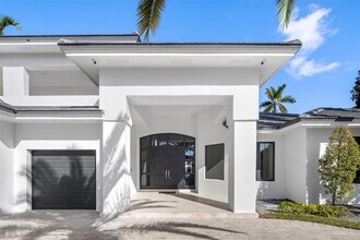 27 Pelican Dr in Fort Lauderdale, FL - Building Photo - Building Photo