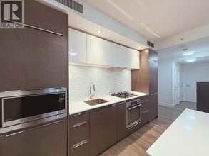 5233 Gilbert Rd. in Richmond, BC - Building Photo - Building Photo