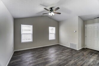 1432 W Elm St in Lima, OH - Foto de edificio - Building Photo