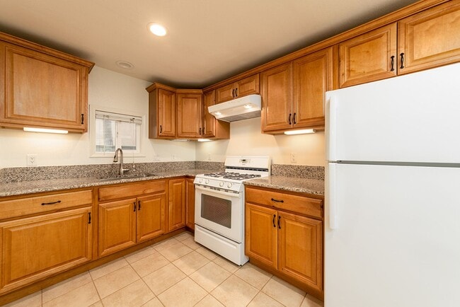 1515 E Higgins St in Oceanside, CA - Building Photo - Building Photo