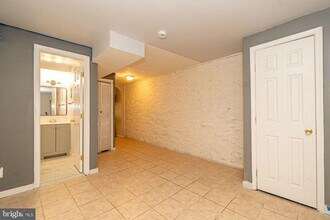 307 E 25th St in Baltimore, MD - Building Photo - Building Photo