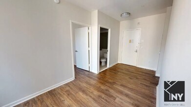 15 Park Row in New York, NY - Building Photo - Building Photo