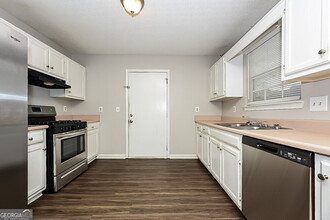 236 Brandon Ridge Cir in Stockbridge, GA - Building Photo - Building Photo