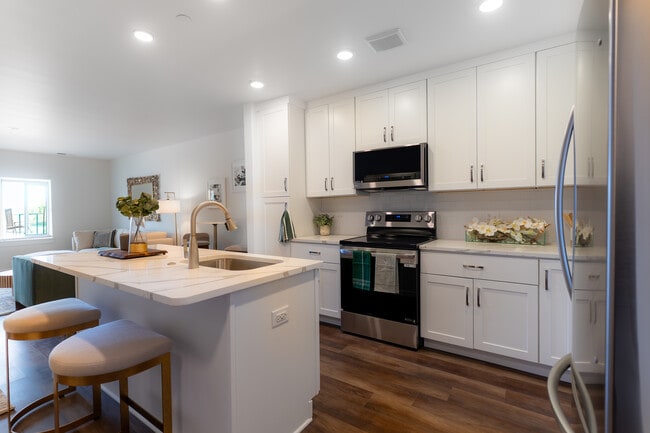 Gurnee Glen Apartments
