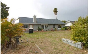 922 Cossa Ct in Santa Maria, CA - Building Photo - Building Photo