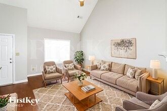 2785 Fletcher View Dr in Memphis, TN - Foto de edificio - Building Photo