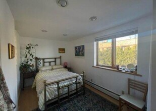 4430 W Lake Harriet Pky in Minneapolis, MN - Building Photo - Building Photo