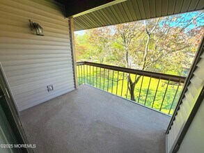 15 Eastport Ct in Red Bank, NJ - Building Photo - Building Photo