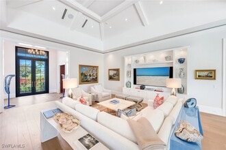 600 Fountainhead Way in Naples, FL - Building Photo - Building Photo