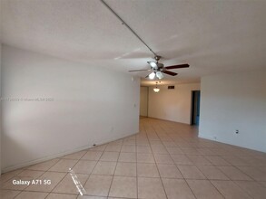 75 NE 202nd Terrace in Miami Gardens, FL - Building Photo - Building Photo