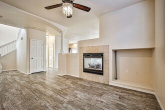 6709 Kostner St in Las Vegas, NV - Building Photo - Building Photo