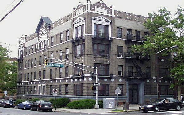 2667-2671 John F Kennedy Blvd in Jersey City, NJ - Building Photo - Building Photo