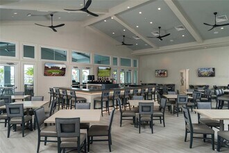 16040 Sunny Day Dr in Bradenton, FL - Building Photo - Building Photo