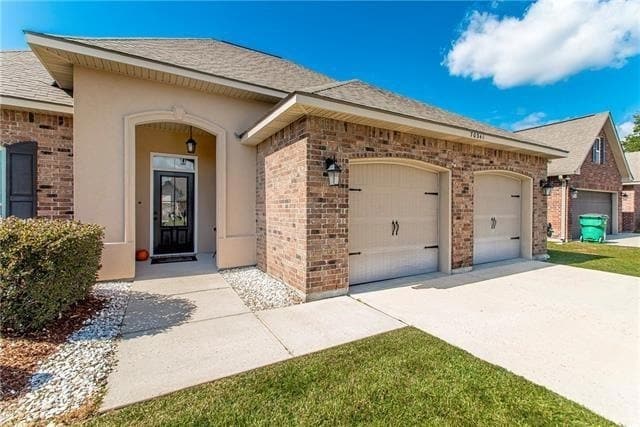 property at 70341 Chambly Ct