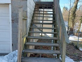 226 Clyde St in Beckley, WV - Building Photo