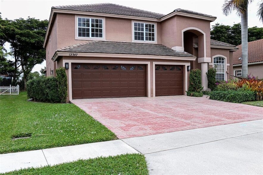 12347 Antille Dr, Unit 47 in Boca Raton, FL - Building Photo