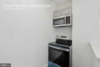2302 N 18th St in Philadelphia, PA - Foto de edificio - Building Photo