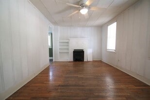 2012 Sanguinet St in Fort Worth, TX - Building Photo