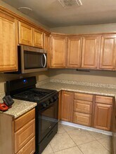 16510 Lakeshore Dr in Lake Elsinore, CA - Building Photo - Building Photo
