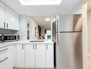 1330 SE 13th Terrace in Fort Lauderdale, FL - Building Photo - Building Photo