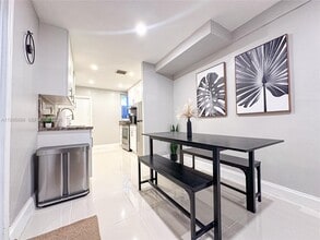 174 NE 55th St in Miami, FL - Building Photo - Building Photo