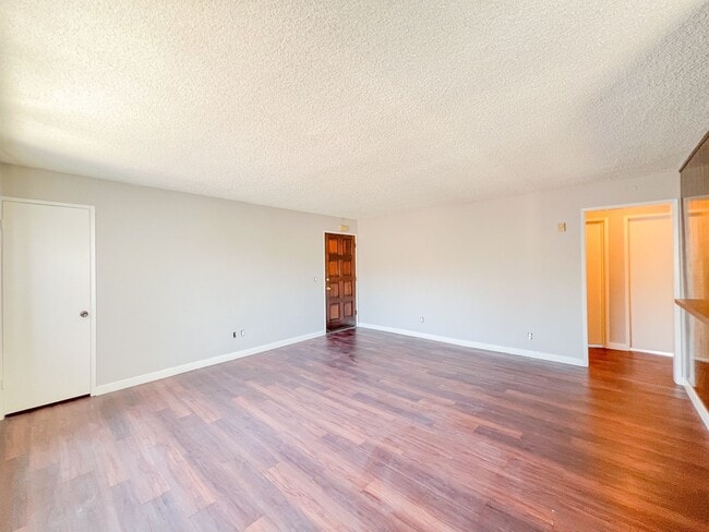 4331 Green Ave, Unit C in Los Alamitos, CA - Building Photo - Building Photo