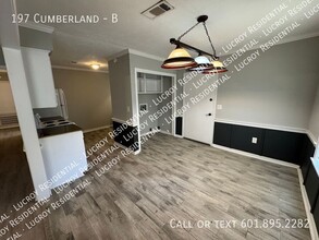 197 Cumberland Rd in Brandon, MS - Foto de edificio - Building Photo
