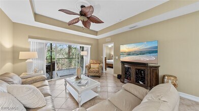 7815 Regal Heron Cir in Naples, FL - Building Photo - Building Photo